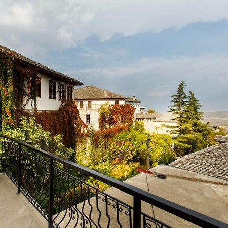 Guest House Tea Gjirokastër Exteriör bild